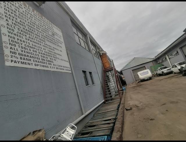 5,600M² WAREHOUSE FOR SALE IN ISIPINGO RAIL